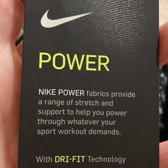 Nike leggings. - Picture 8 of 9